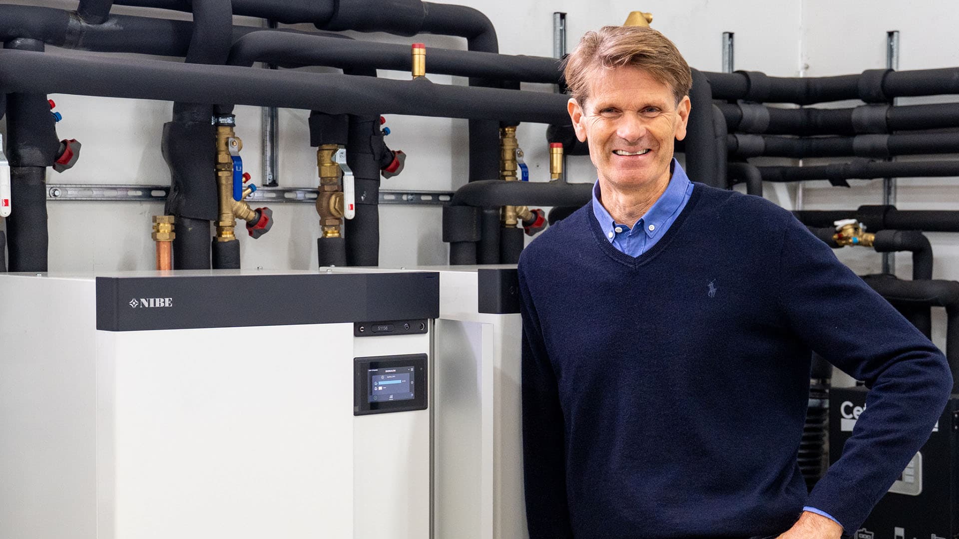 Marcus Grönholm on tyytyväinen NIBE lämpöpumppuun