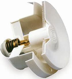<p data-block-key="2wyi4">Velco-tuloilmaventtiilissä venttiilin sisällä oleva termostaatti säätää automaattisesti ulkolämpötilan mukaan venttiililautasen avausta.</p>