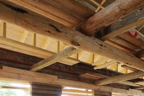 <p data-block-key="5lqhj">Huvilan sisällä on upeita yksityiskohtia.</p>