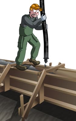 <p data-block-key="ici8a">Muottien täyttöä betonilla.</p>