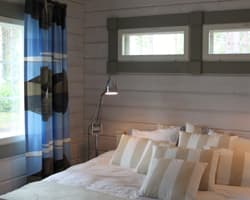 <p data-block-key="xxhm3">Jos luonnonvalo ei riitä, on valasin lähellä.</p>