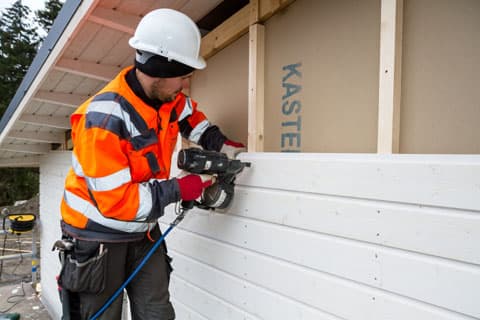 <p data-block-key="bn1li">Rakentaminen kohteessa on edennyt hyvässä aikataulussa. Ulkoverhoilu alkoi joulukuun alussa.</p>