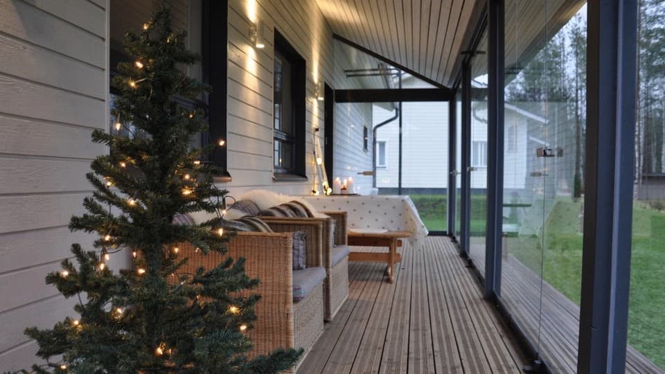 Terassilasien talviasennuksessa on ideaa!