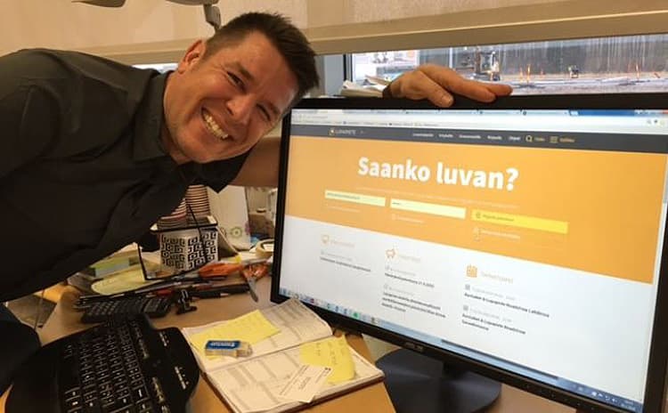 <p data-block-key="xjcbl">Suunnittelija Janne Palmqvist on käyttänyt Lupapistettä jo yli sadassa hankkeessa ja iloitsee palvelun tuomasta ajansäästöstä.</p>