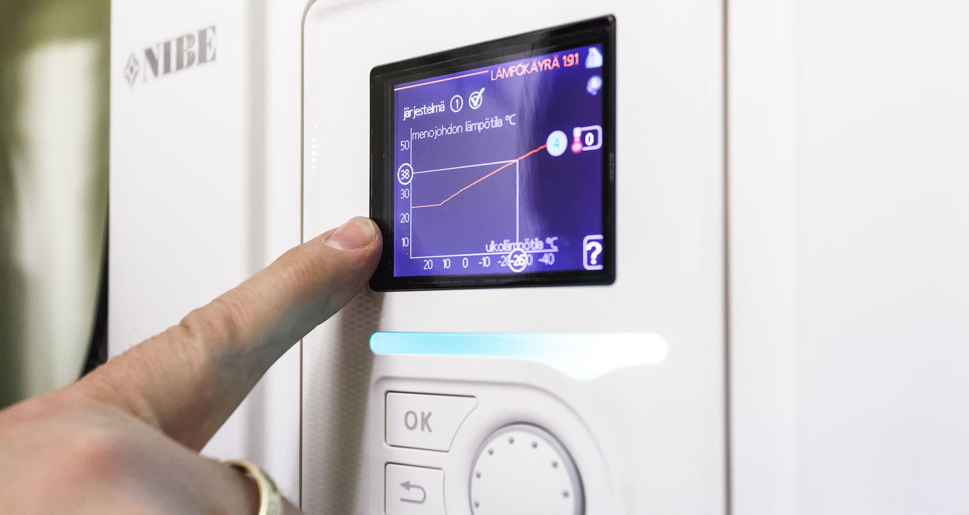 <p data-block-key="bkh5u">Näyttöruutu on selkeä ja helppolukuinen.</p>