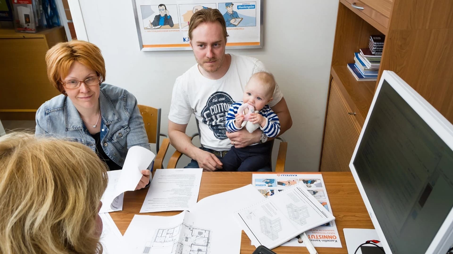 Kastelli-talo Lempäälään, osa 2, "Suunnitelmista kohti rakennuslupaa"