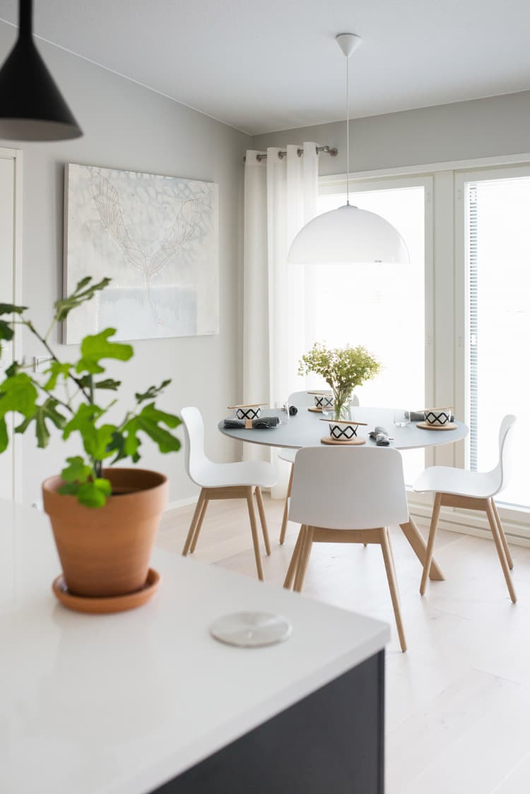 <p data-block-key="1zy4h">Viittä Vaille Valmis –talopaketti sopii rakentajalle, joka haluaa sisustaa itse, oman makunsa mukaan.</p>