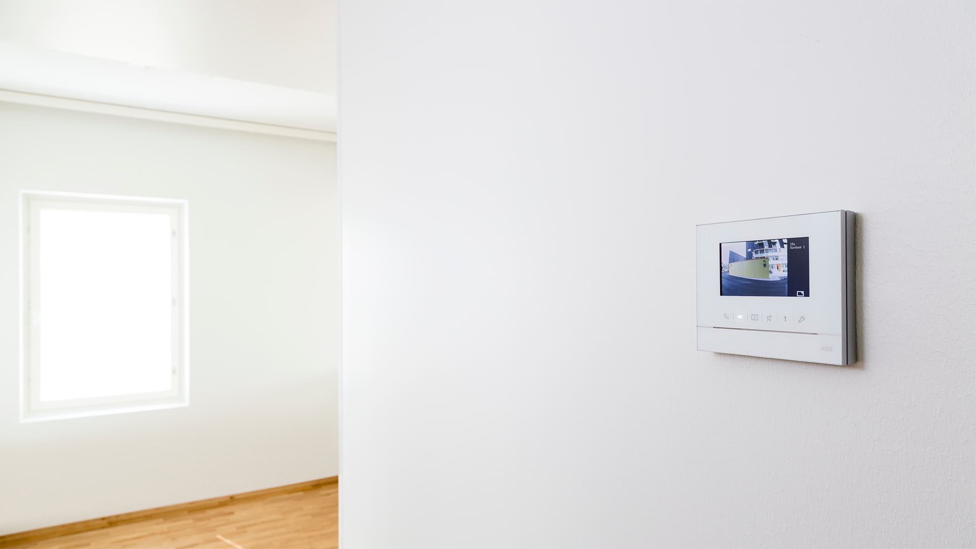 Ovipuhelimeen lisättävät kamerat tuovat lisäturvaa