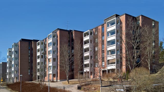 Kooltherm-eristeiden asennus julkisivuremontissa parantaa energiatehokkuutta