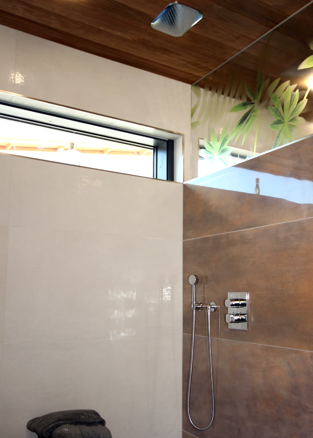 <p data-block-key="7vjti">Rakenteisiin kätketty hana on Oraksen.</p>