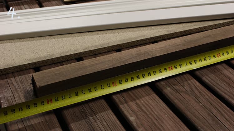 <p data-block-key="qarrg">Tässä projektissa käytin runkona 30 x 40 mm tammirimaa. (Kuva Sari Nieminen)</p>