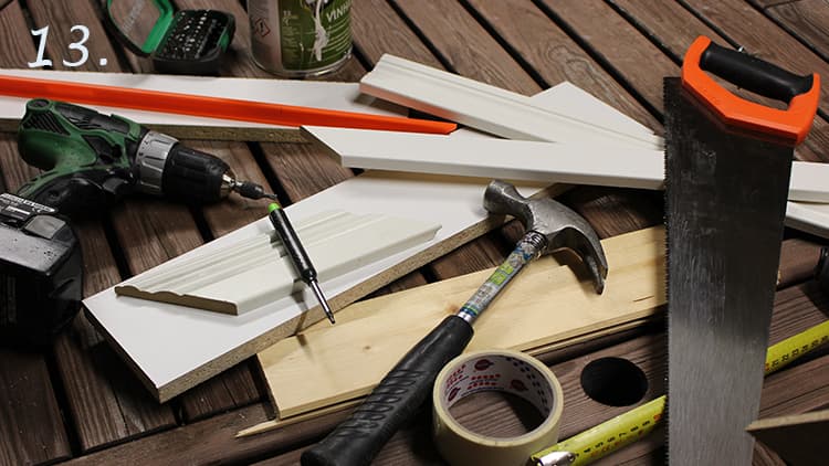 <p data-block-key="73vcj">Rakennellessa sitä sotkua syntyy. (Kuva Sari Nieminen)</p>