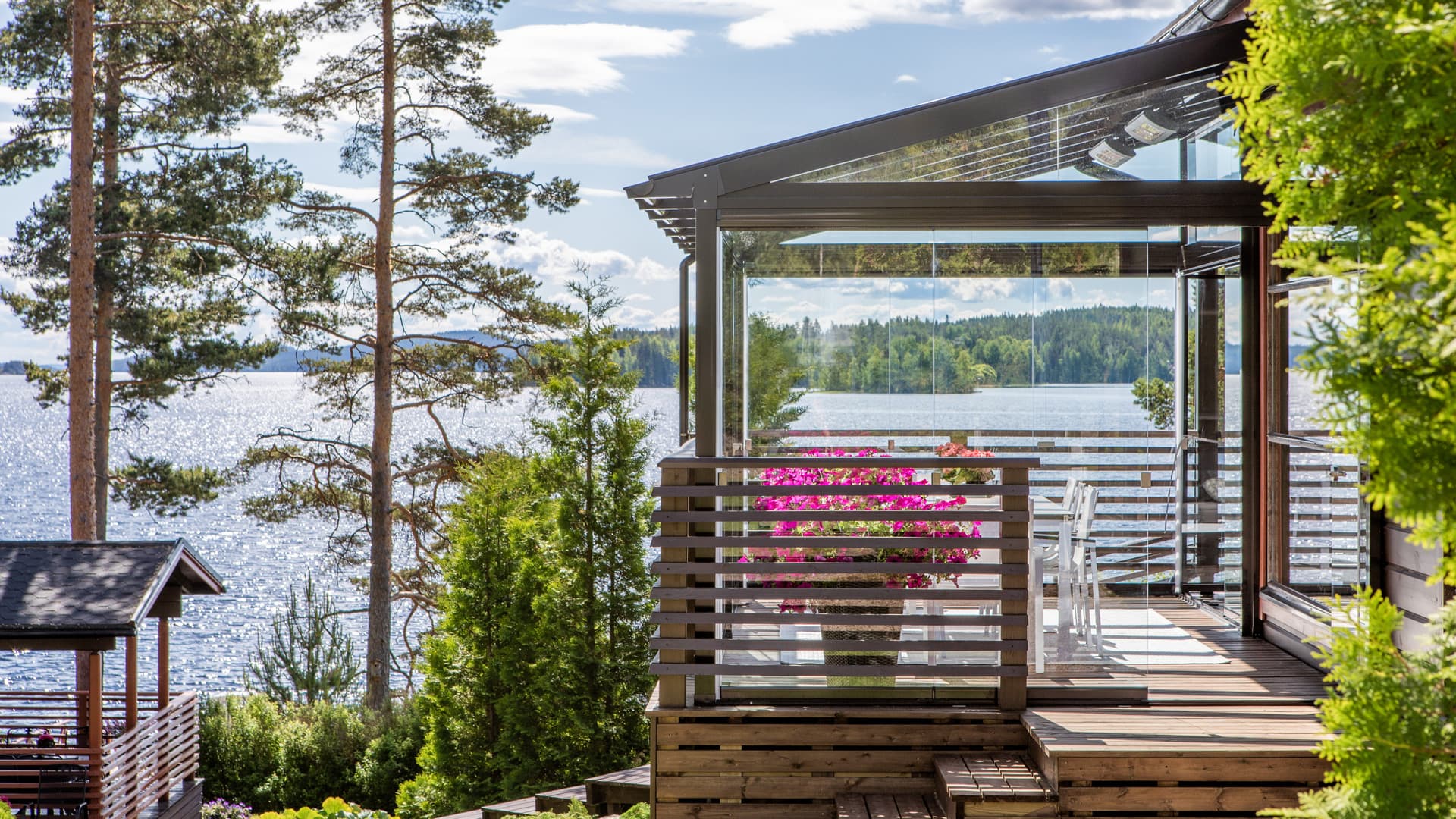 Vie mökkeily uudelle tasolle