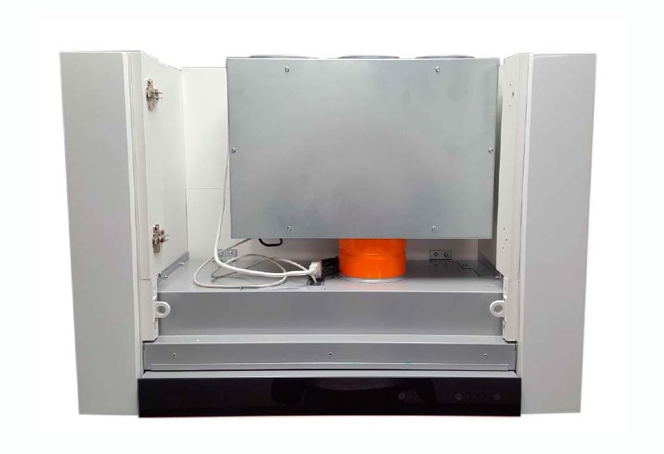 <p data-block-key="7enba">Twist-puhallinyksikkö kytketään suoraan Smart-liesikuvun päälle ja se sopii samaan tilaan kuin vanha talotuuletin maustehyllyn taakse.</p>