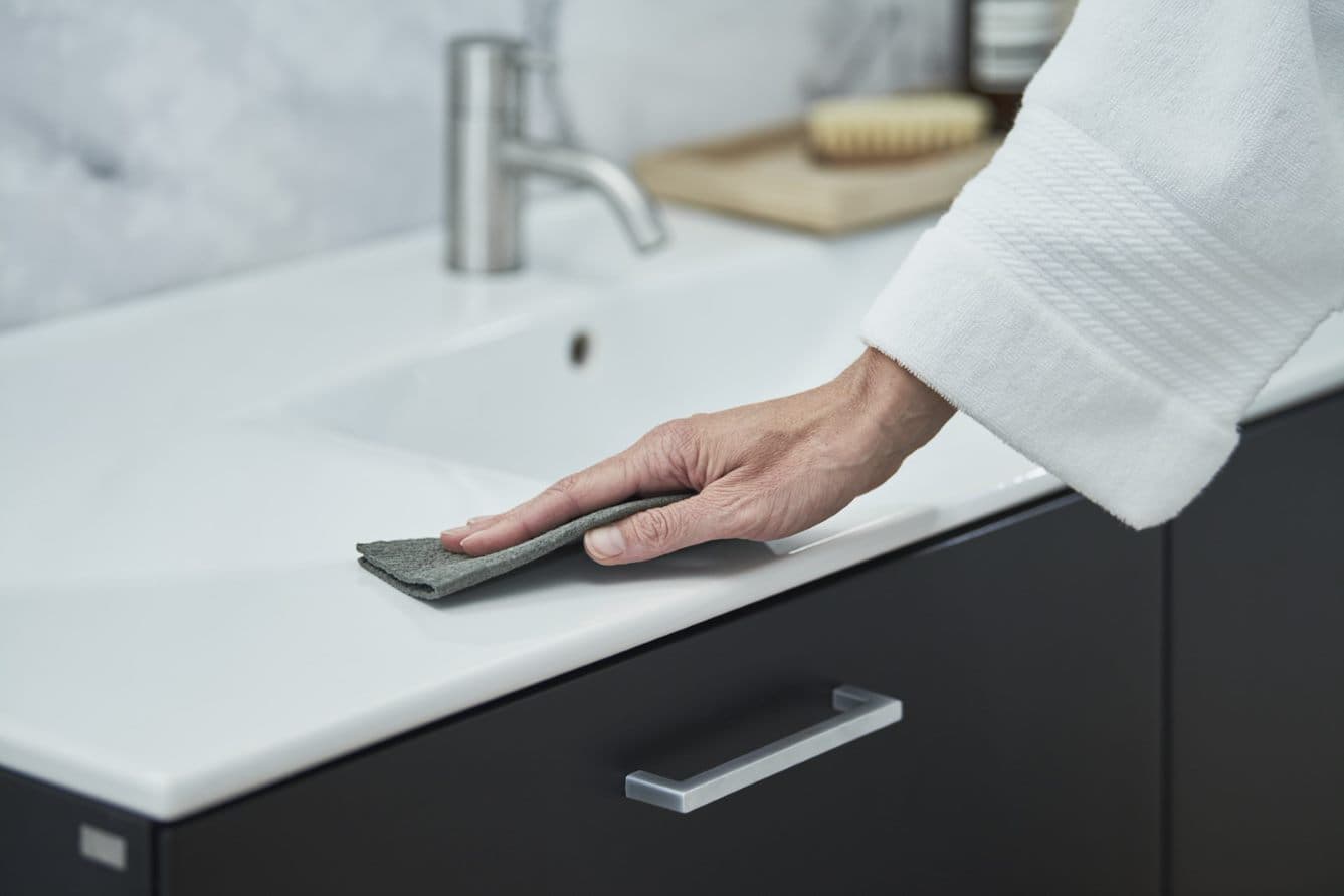 <p data-block-key="kzdlv">IDO Smart-lasite pesualtaissa ja wc-istuimissa helpottaa puhtaanapitoa.</p>