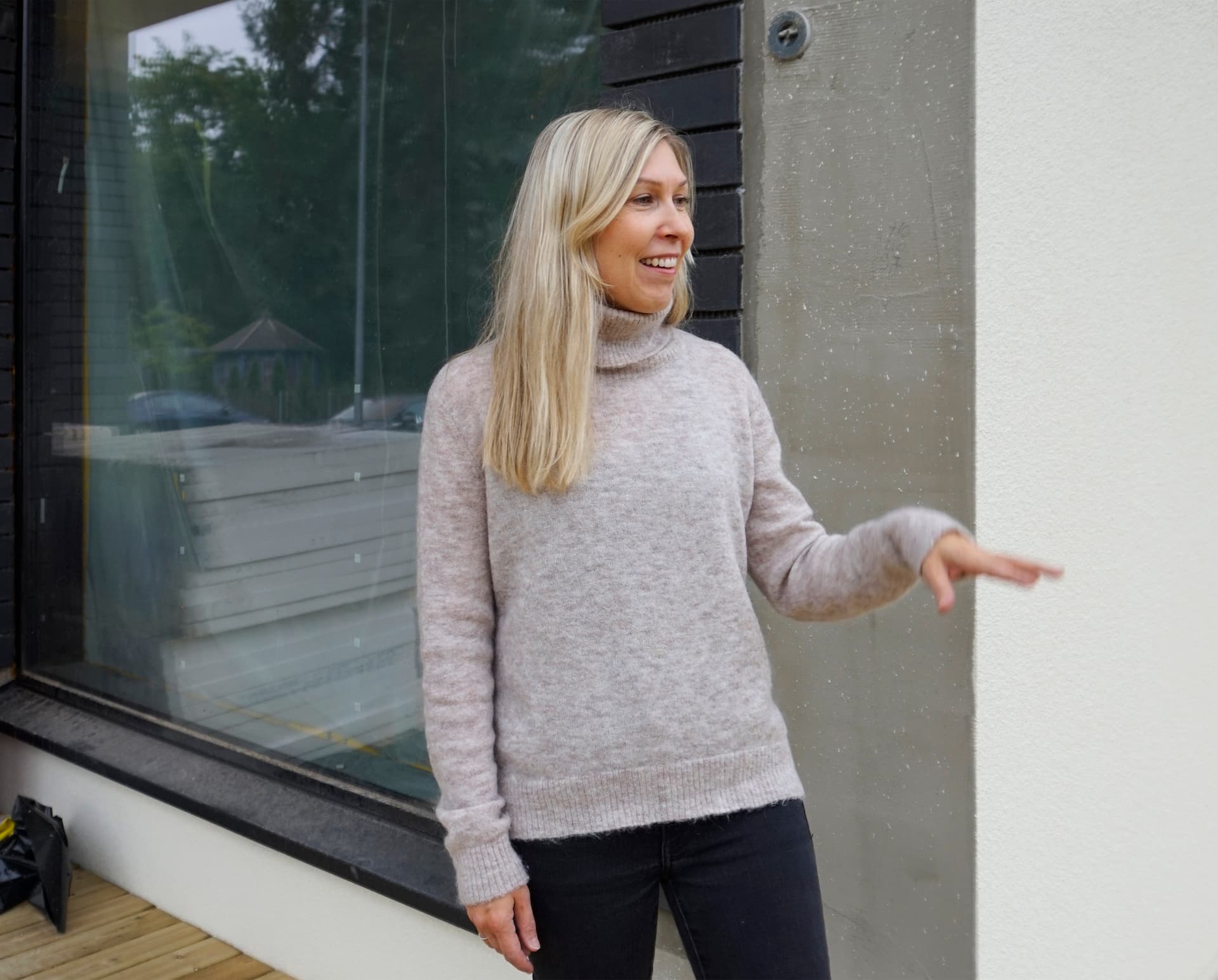 <p data-block-key="0um4c">Kiinteistövälittäjänä toimiva Susanna Siitonen on työssään nähnyt monenlaisia kiinteistöjä. Oman kodin rakentamisessa haluttiin varmistua asumisen laadusta.</p>