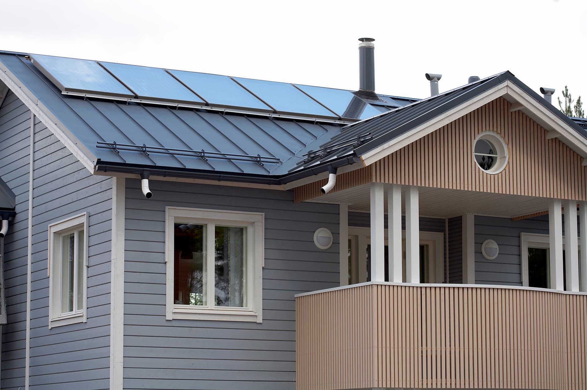 Uusiutuvaa energiaa öljylämmityksen rinnalle