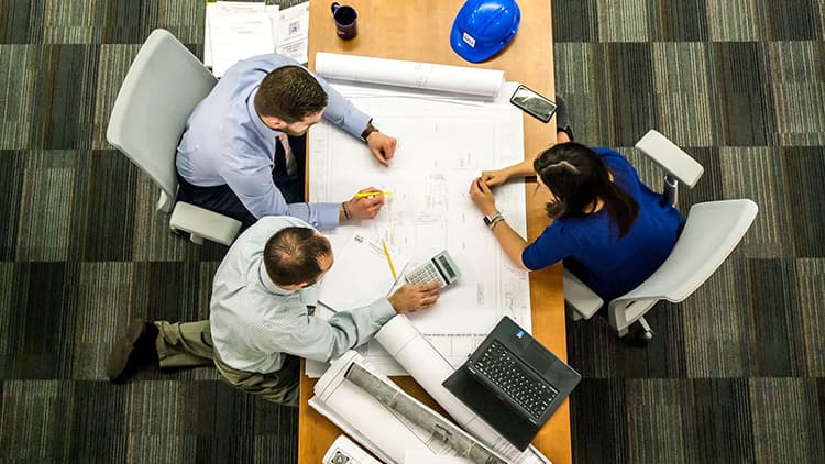 Kosteusriskien hallinta vaihe vaiheelta rakennushankkeissa