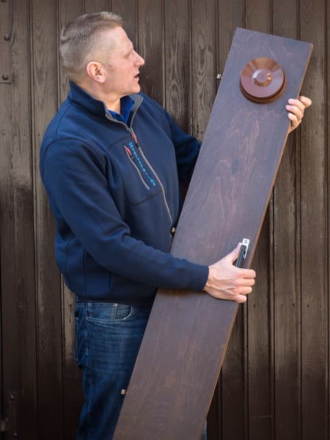 <p data-block-key="0xb5l">Pyöritä lautanen takaisin paikoilleen ja säädä venttiili käyttöohjeen mukaisesti.</p>