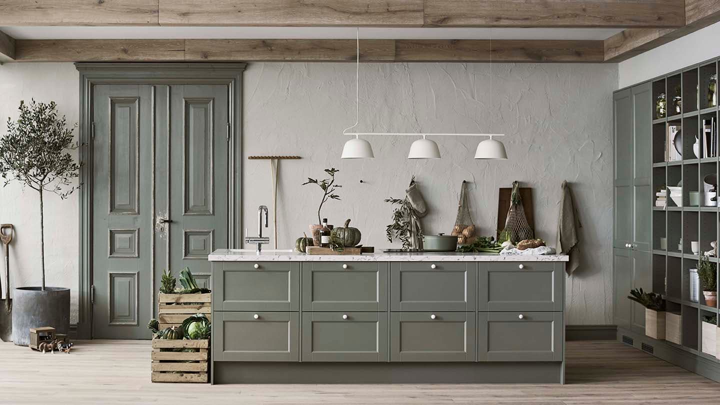 <p data-block-key="nz002">Havu on vihreän sävy, joka kestää aikaa. Tasapainoisena värinä havu sopii neutraaleihin ja luonnonmukaisiin materiaaleihin ja väreihin. Mallisto Petra-keittiöt.</p>