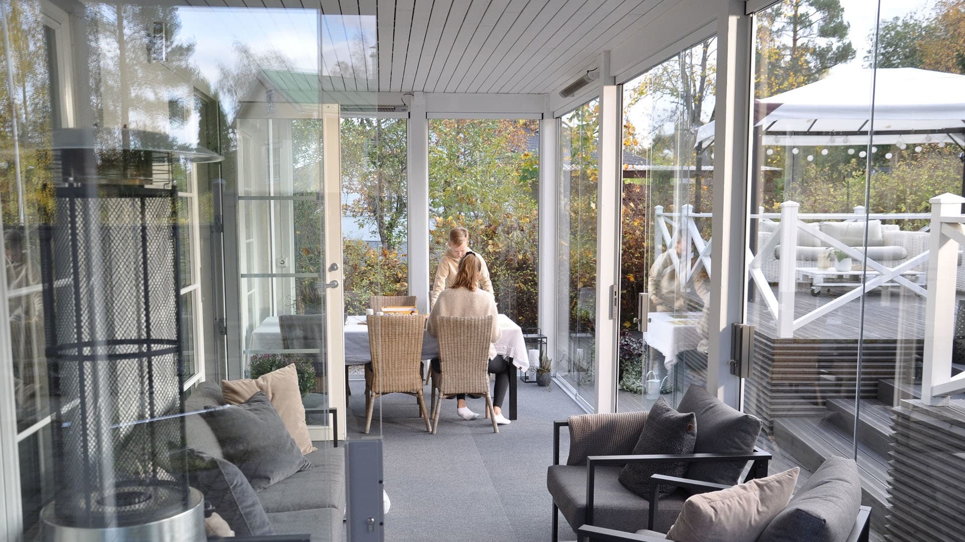 Vinkit ympäristötietoi­selle terassilasitusta harkitsevalle