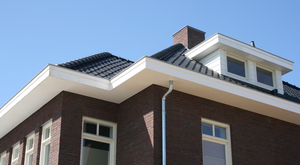 Energiasäästöjä yläpohjan lämmön­eristeiden uusimisella