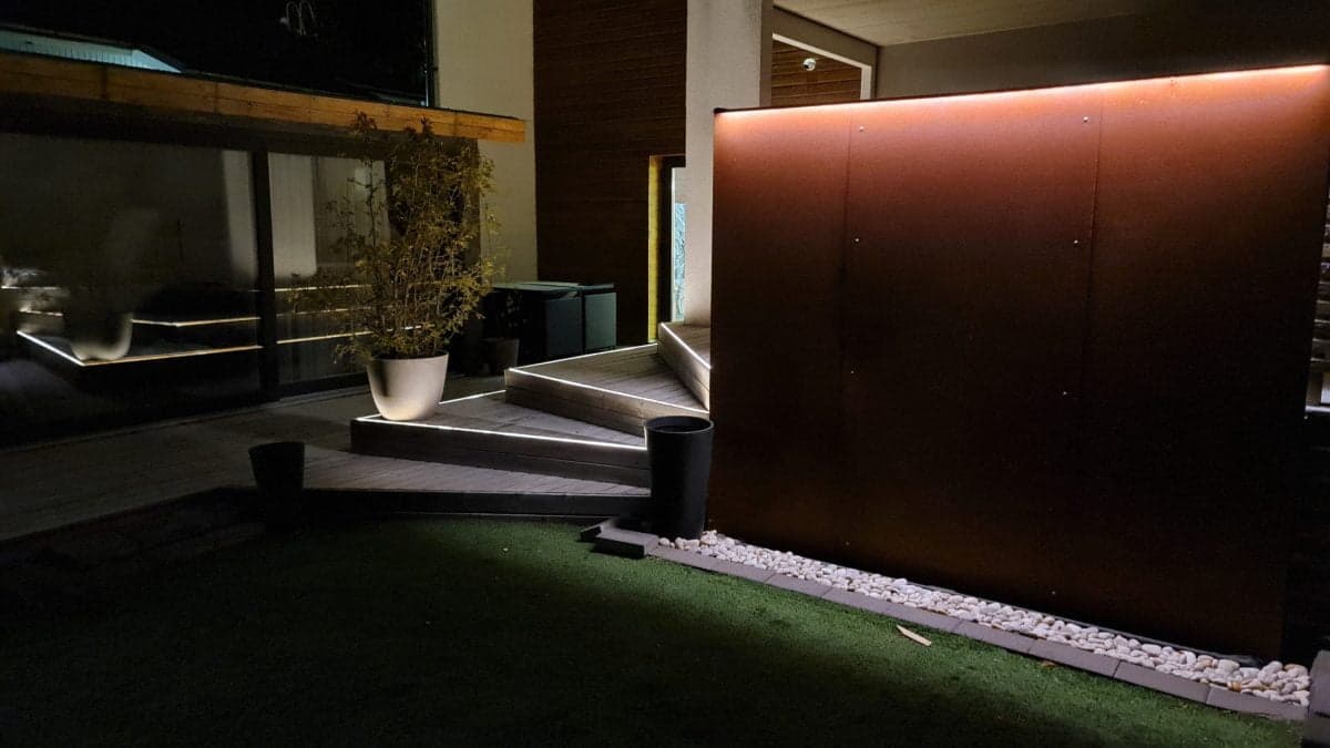 Led-nauha terassille – NEON-nauhan asentaminen