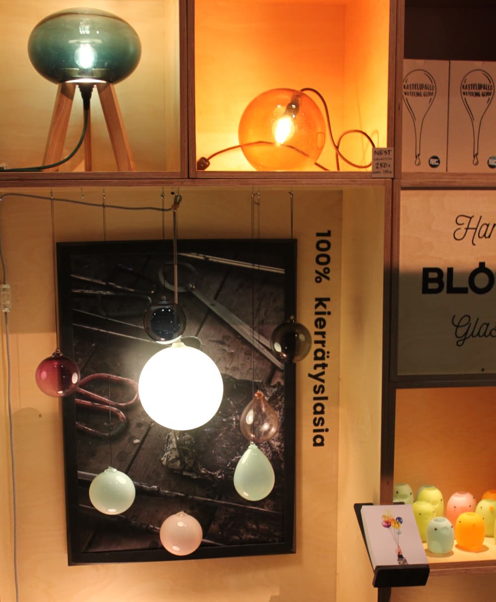 <p data-block-key="wdsmh">Kun ostetaan uutta, kierrätysmateriaaleista ja käsityönä valmistetut tuotteet ovat arvossaan.</p>