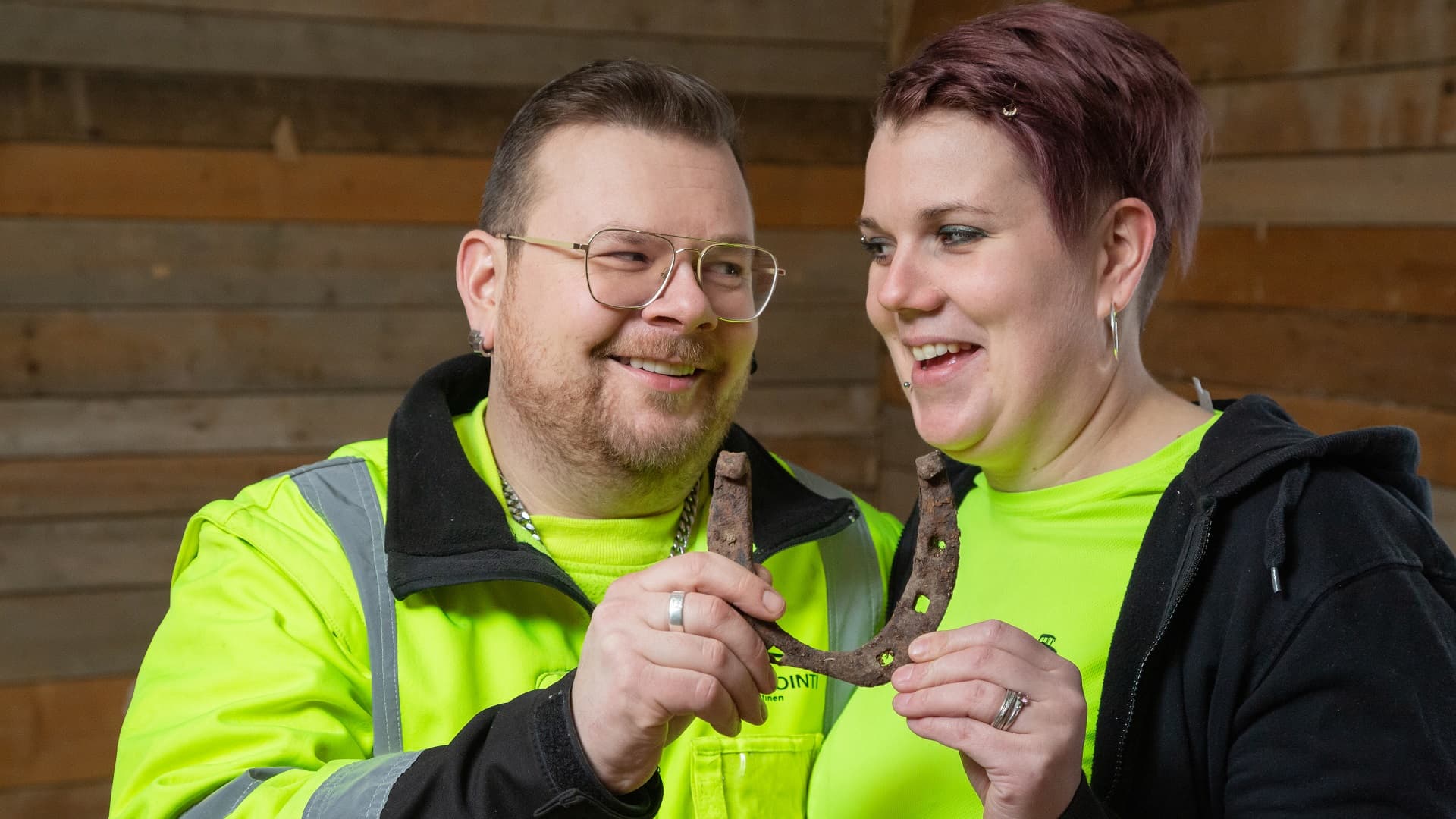 <p data-block-key="jva2w">Kotia on rakennettu rakkaudella. Toivottavasti uudistettu koti on valmis vuoden loppuun mennessä.</p>