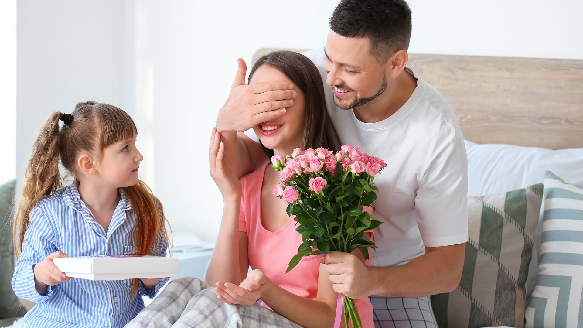 Äitienpäivä sununtaina 10.5.