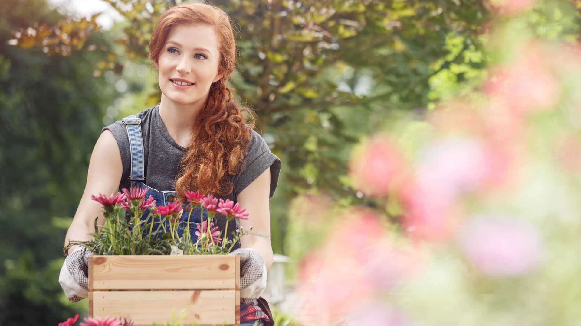 Stailaa piha ja parveke juhlaan: viritä vieraat juhlatunnelmaan jo portilla