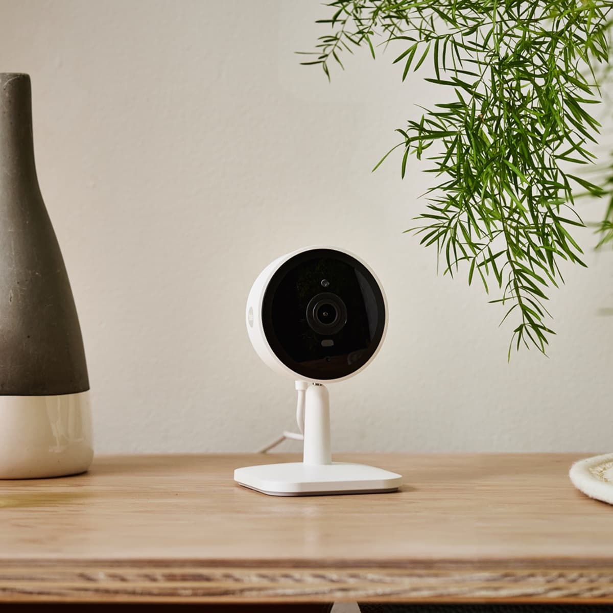 <p data-block-key="tjlwt">Yale Smart Indoor Camera</p>