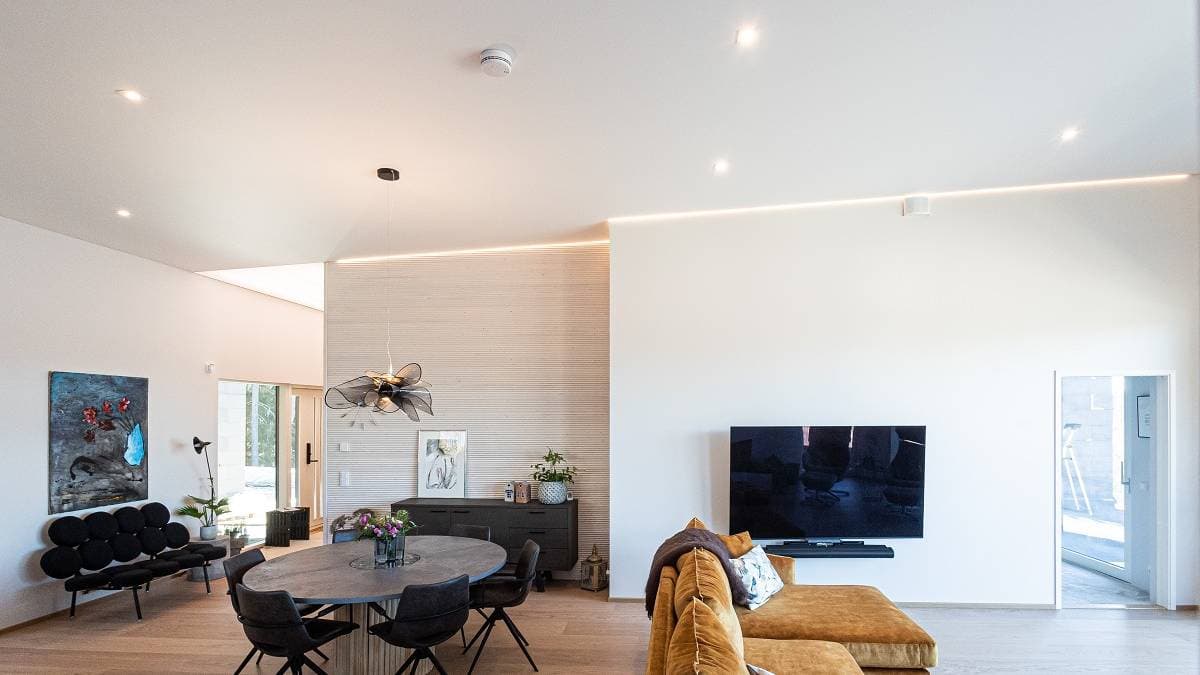 Älykoti yhtenäisenä kokonaisuutena – valot, vuotovahti ja muut ratkaisut samalta toimittajalta