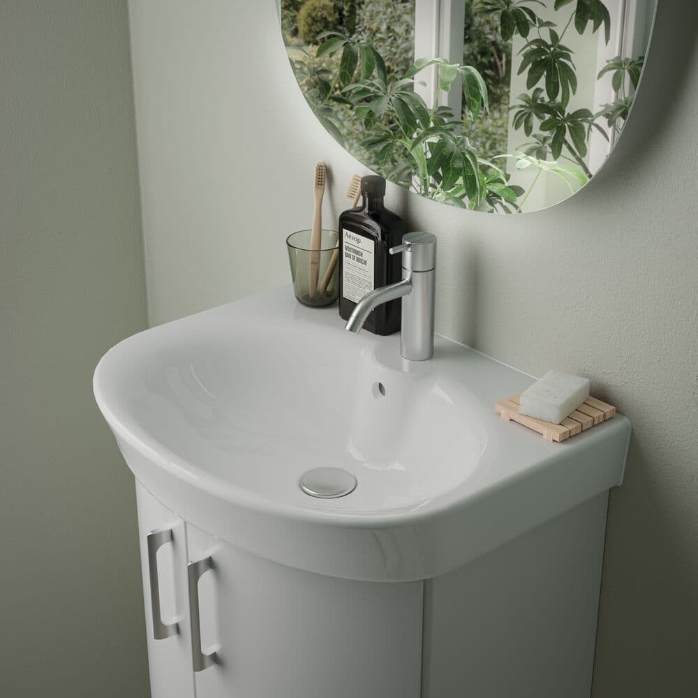 <p data-block-key="ikva8">Tilaa säästävä ja edullinen käsienpesuallas ja kaappi kokonaisuus IDO Glow sarjasta.</p>