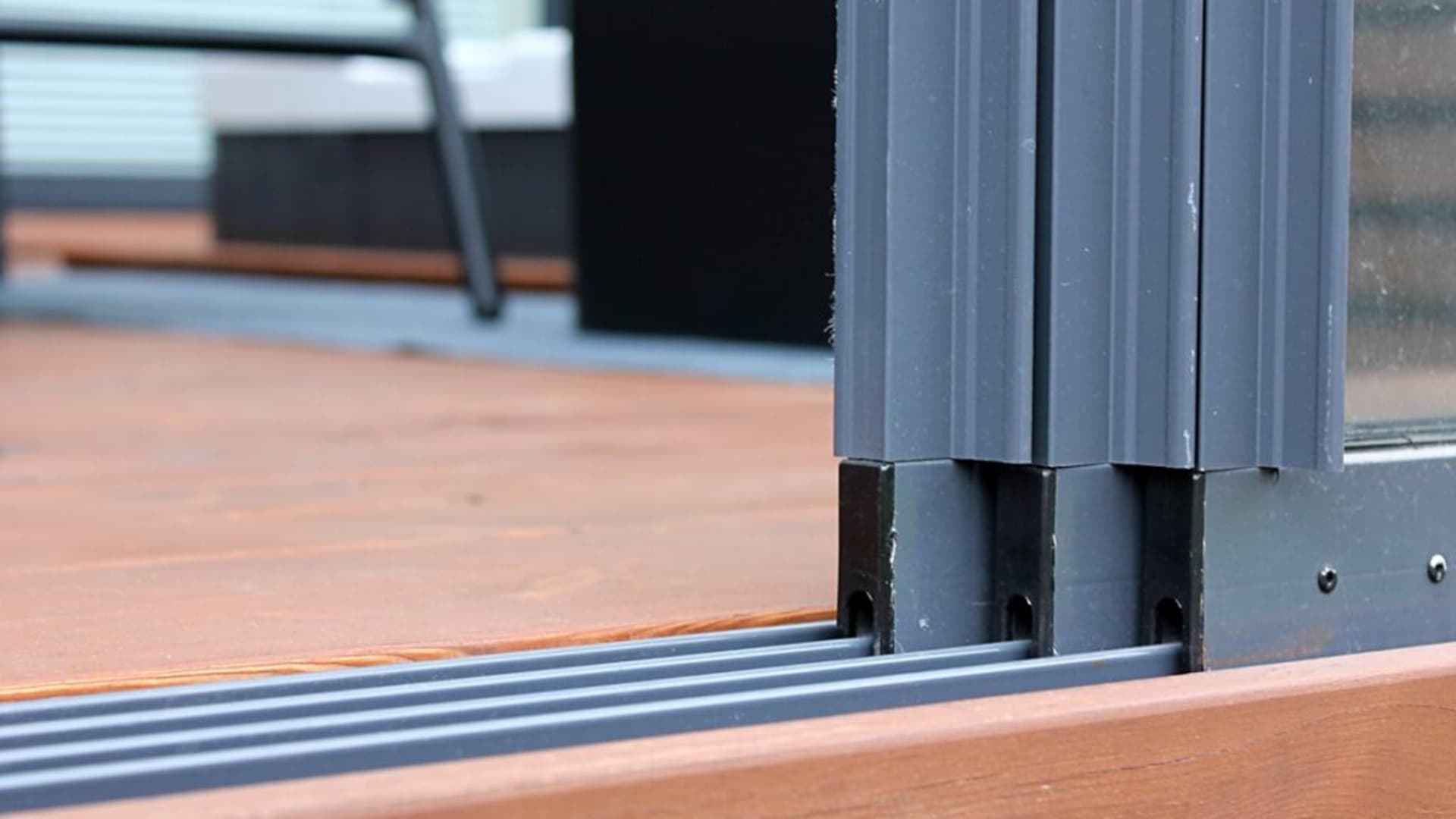 <p data-block-key="qyt0c">Alumasin laadukkaat liukukiskot takaavat lasiterassin sujuvan ja kevyen käytön – avaa terassi kesäpäivinä ja sulje se suojaisaksi tilaksi viileämmällä säällä.</p>