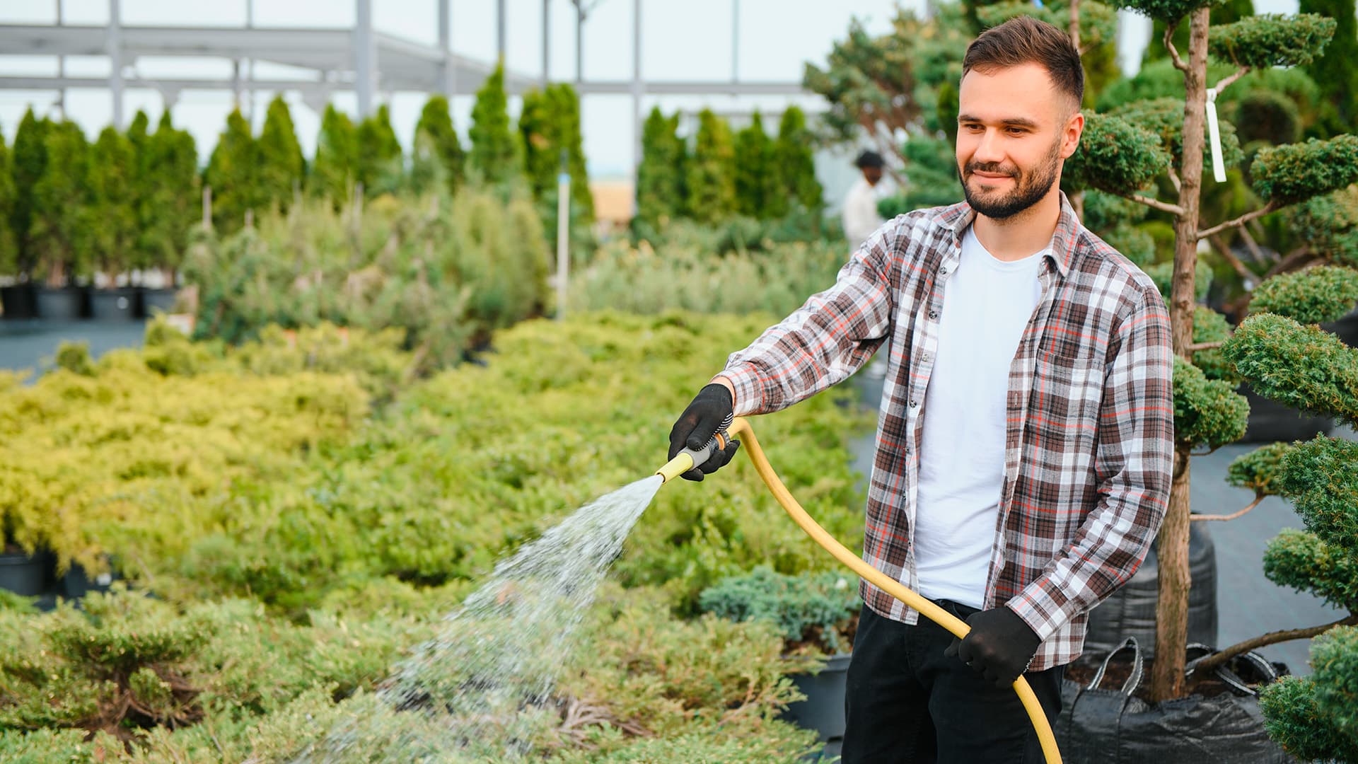 Kukka- ja puutarhakaupan osaajiksi TTS:ssä – erilaiset polut, sama tutkinto
