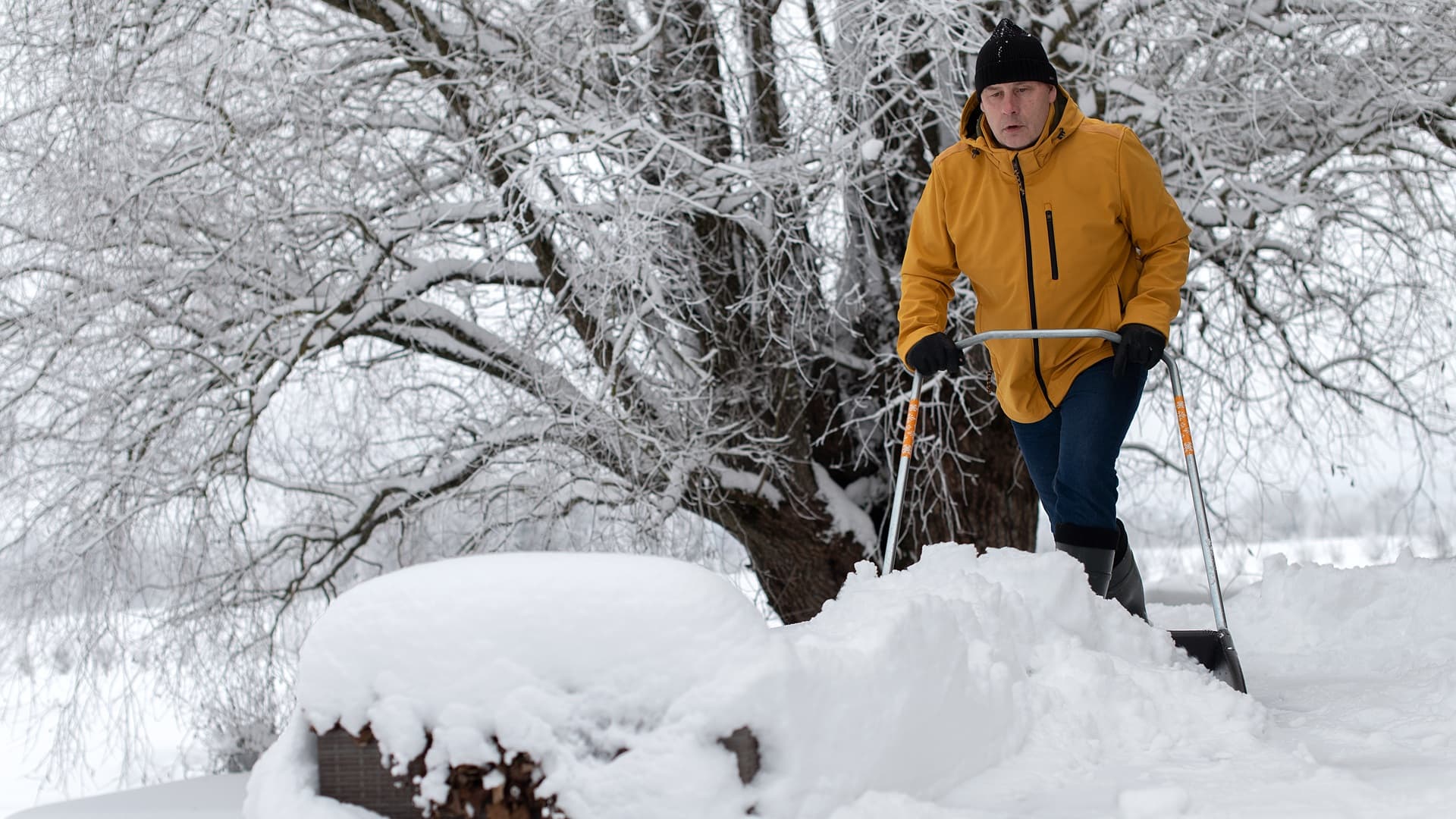 Tee lumitöistä kevyempiä – 10 käytännön vinkkiä välineisiin ja tekniikkaan