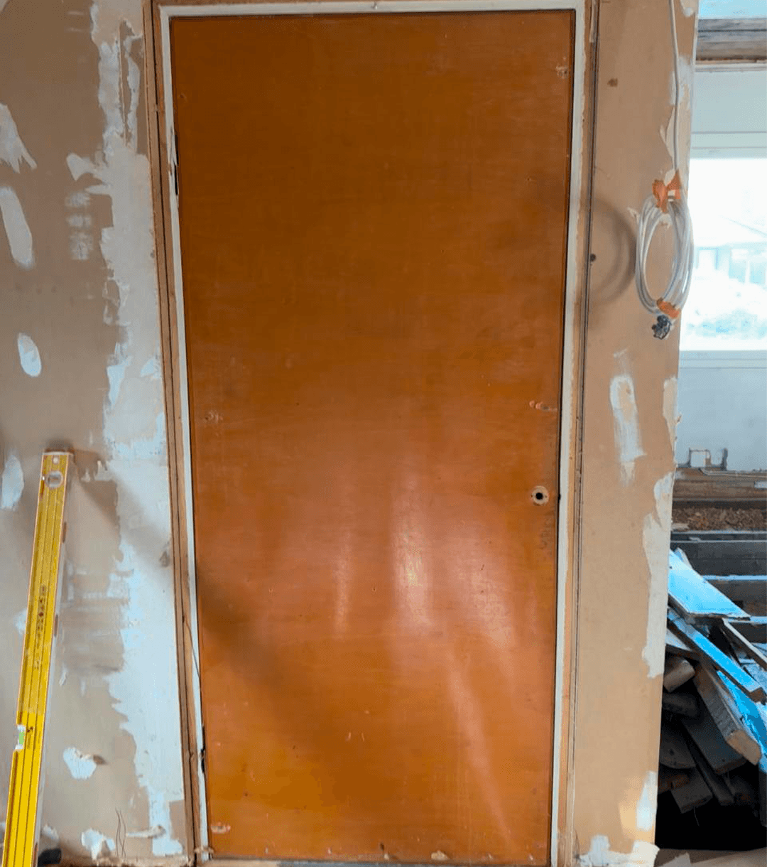 <p data-block-key="677wn">Vilja Schepel uskoo, että remontissa sattuma on usein paras suunnittelija – kuten näiden viiluovien kohdalla. (Kuva Vilja Schepel)</p>