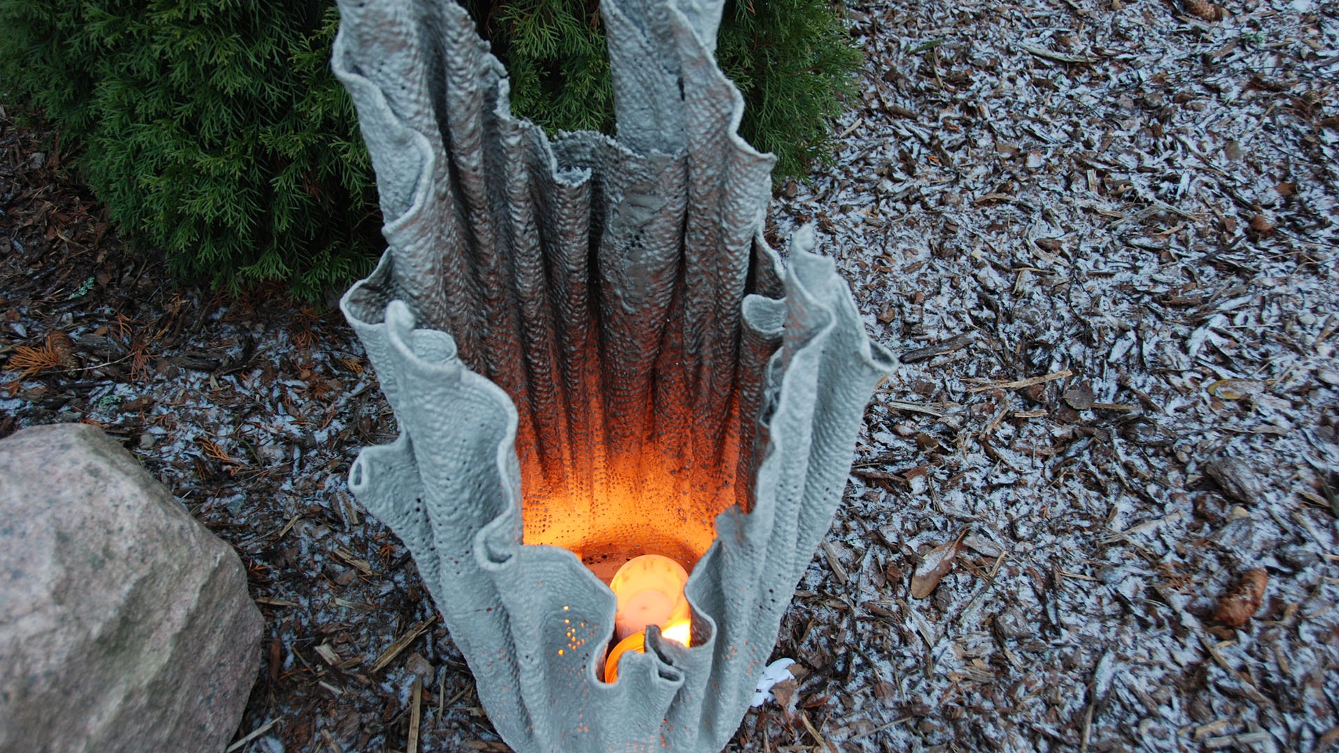 1920-Ulkolyhdyn-teko-HobbyConcrete-askartelubetonilla-weber