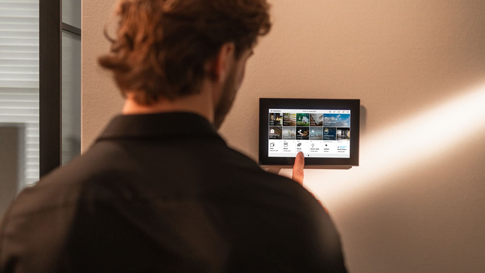 Älykoti arkeen: ABB OneTouch yhdistää turvallisuuden, mukavuuden ja energiatehokkuuden