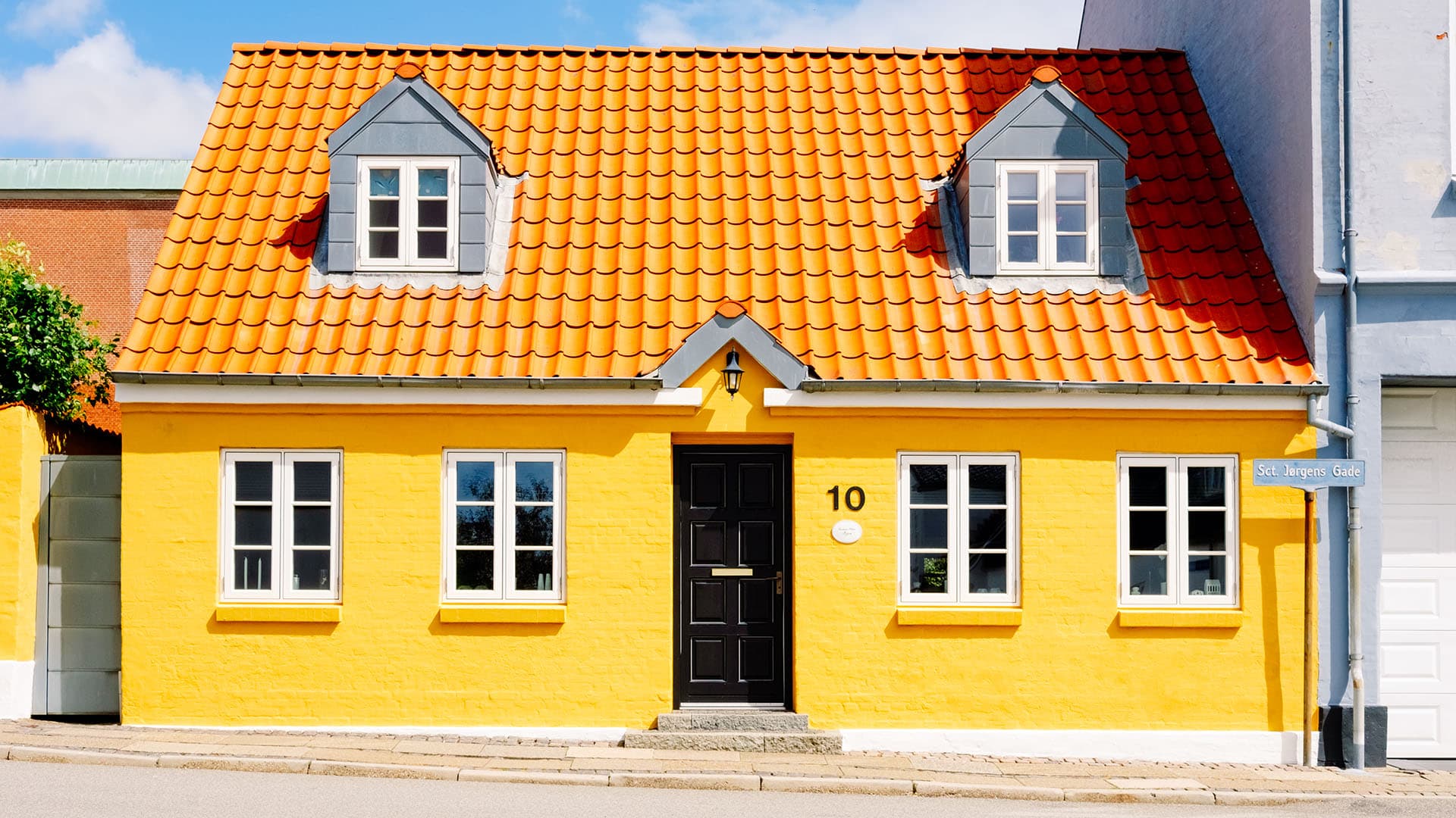 Rapattu julkisivu oman maun mukaan