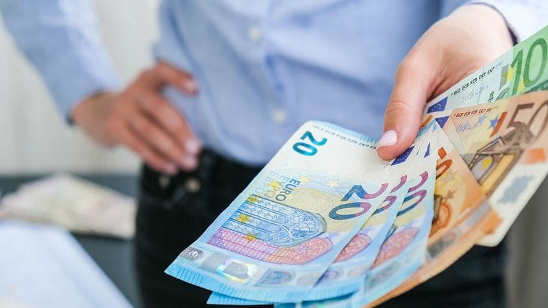 palkkahaarukka on kerrottava ennen työhaastattelua