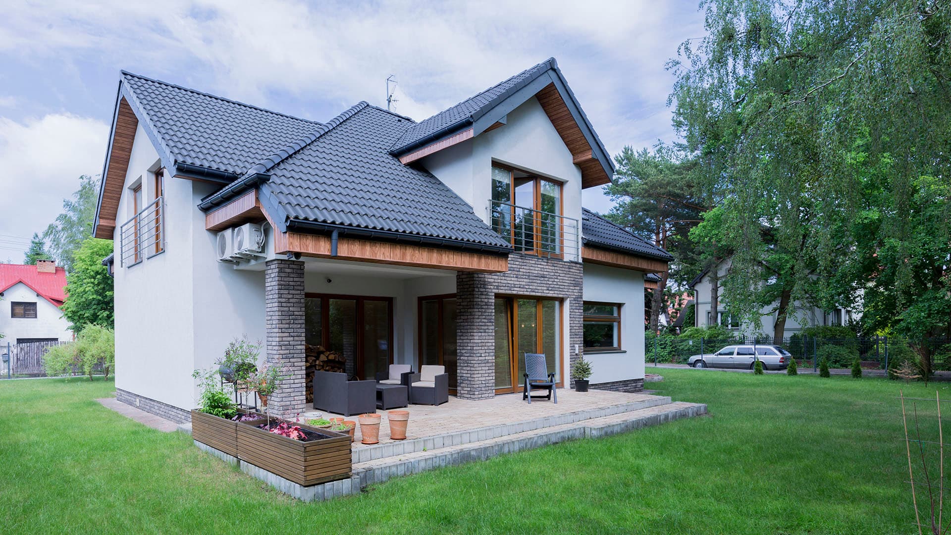 Rapatun julkisivun tarkastus ja korjaus