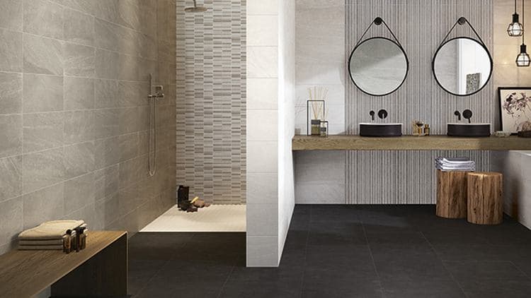 <p data-block-key="bklh6">Interiors-seinälaatta.</p>