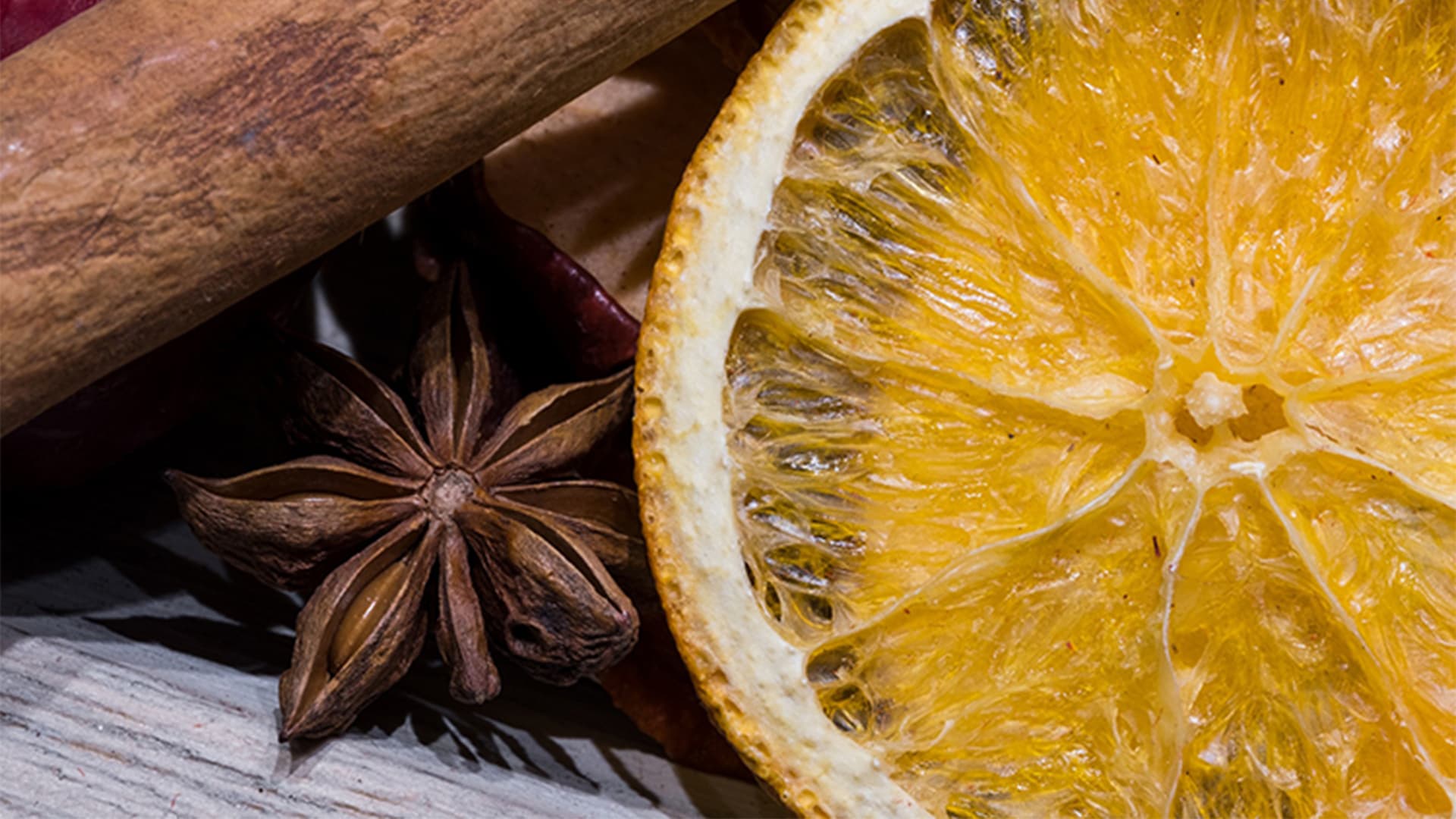 Tee Se Itse-koriste appelsiineista