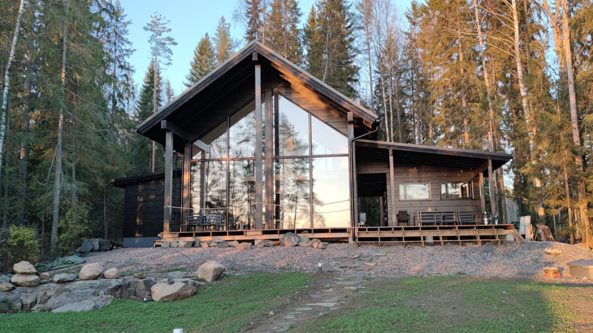 Biopuhdistaja talviasuttavaan vapaa-ajan asuntoon