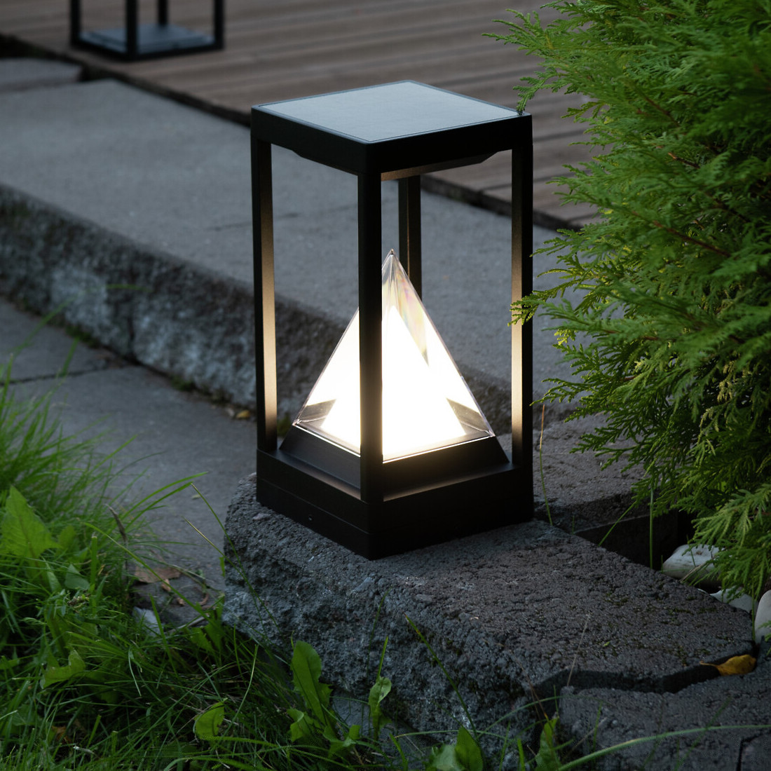 <p data-block-key="vmc1t">Pilar solar -lyhty</p>