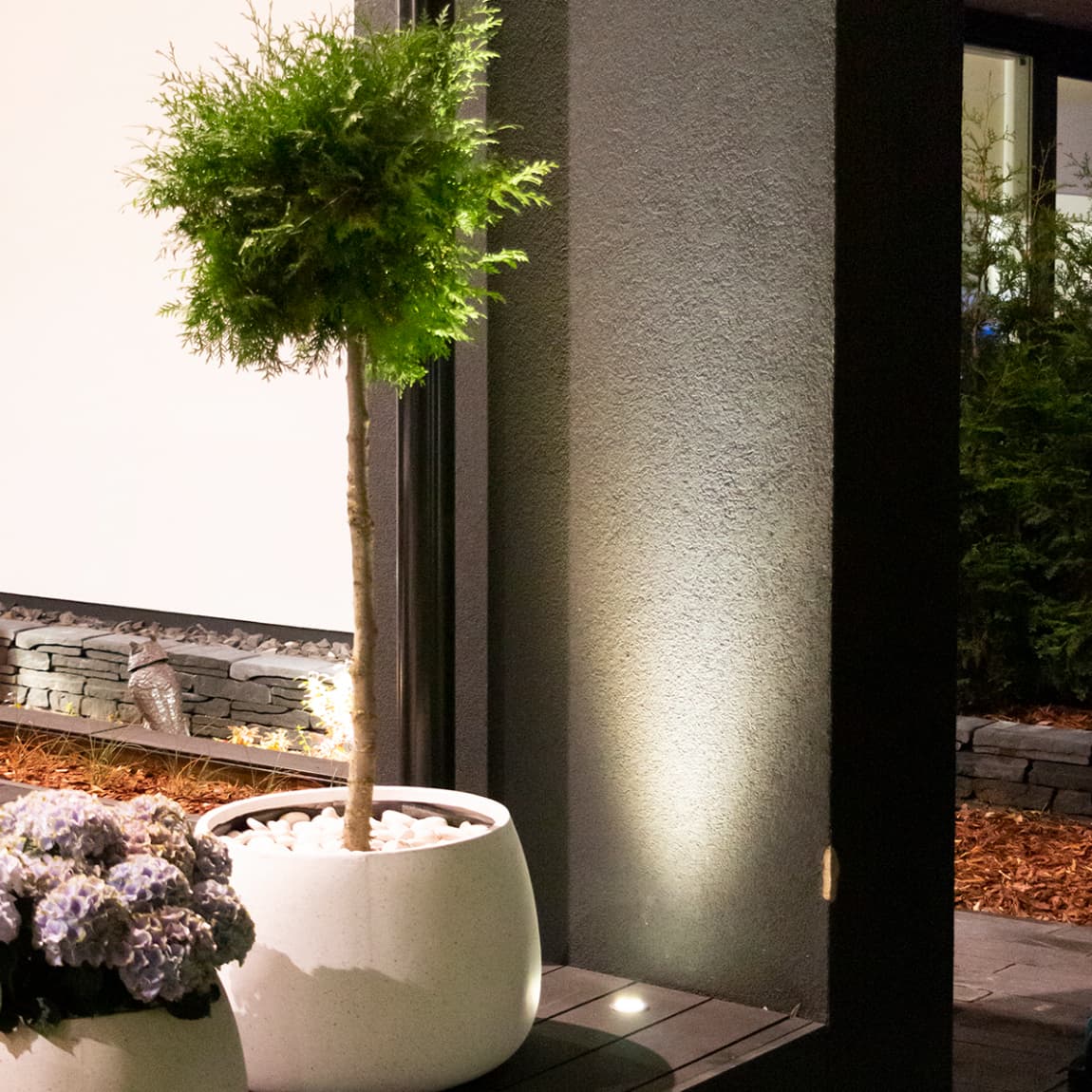 <p data-block-key="fgt36">Ter Up -terassivalaisin</p>