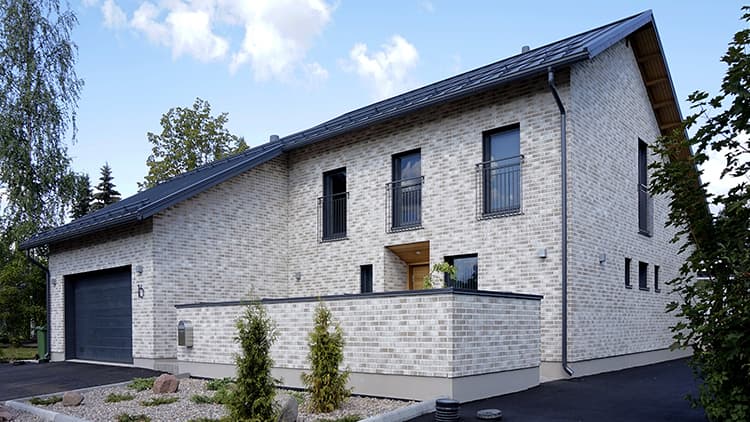 Julkisivutiili, joka ei jää huomaamatta - katso uudet värit