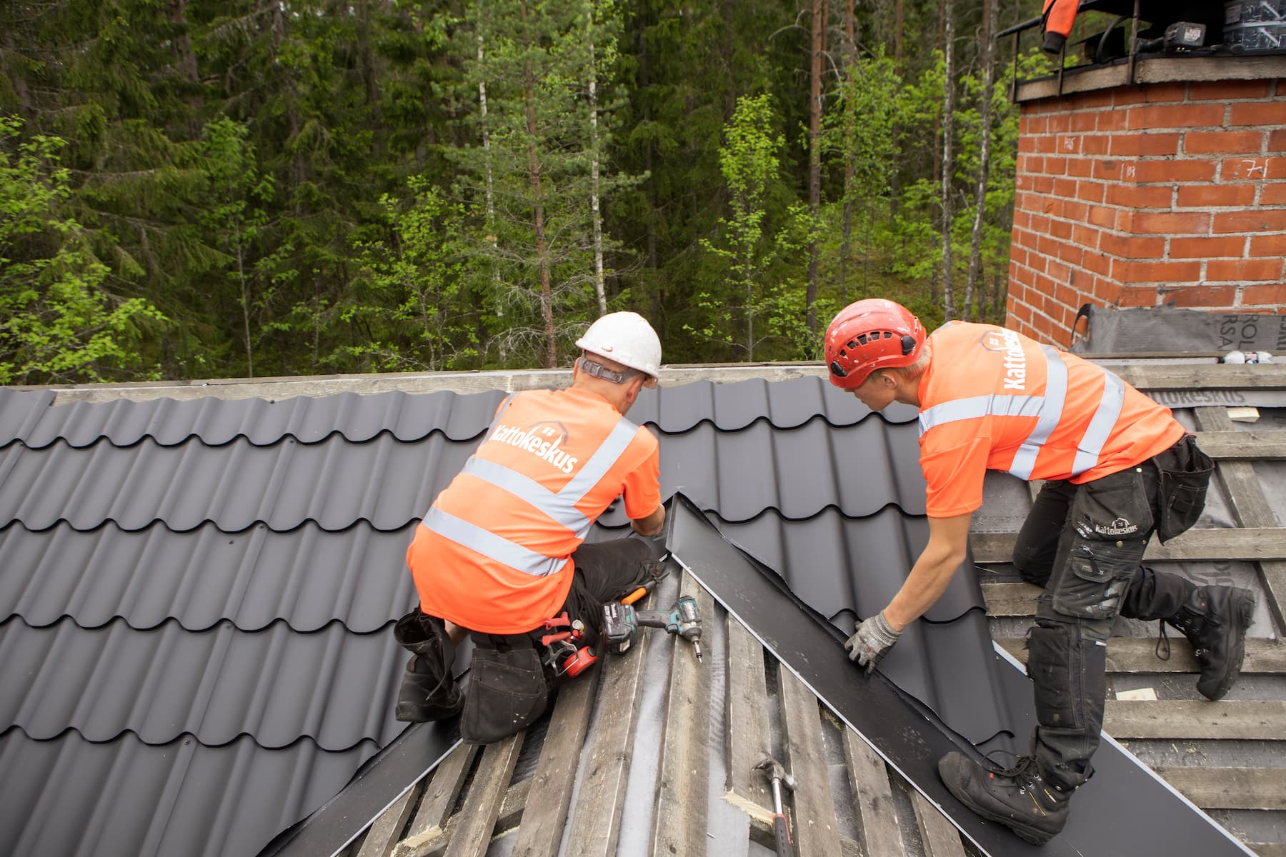 Nämä asiat omakotitalon katon korjauksesta pitäisi tietää